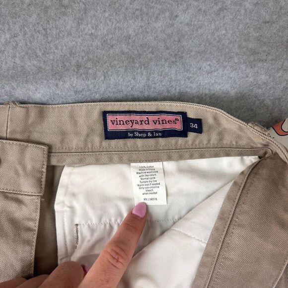 Vineyard Vines Size 34 Club Shorts Khaki Navy Blue Embroidered Whale Logo Men's - Picture 4 of 12